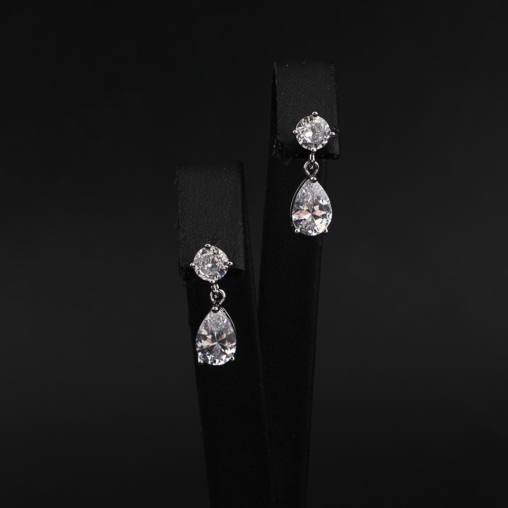 Luna Radiance Zircon Jewelry Set – Minimal Platinum Jewelry