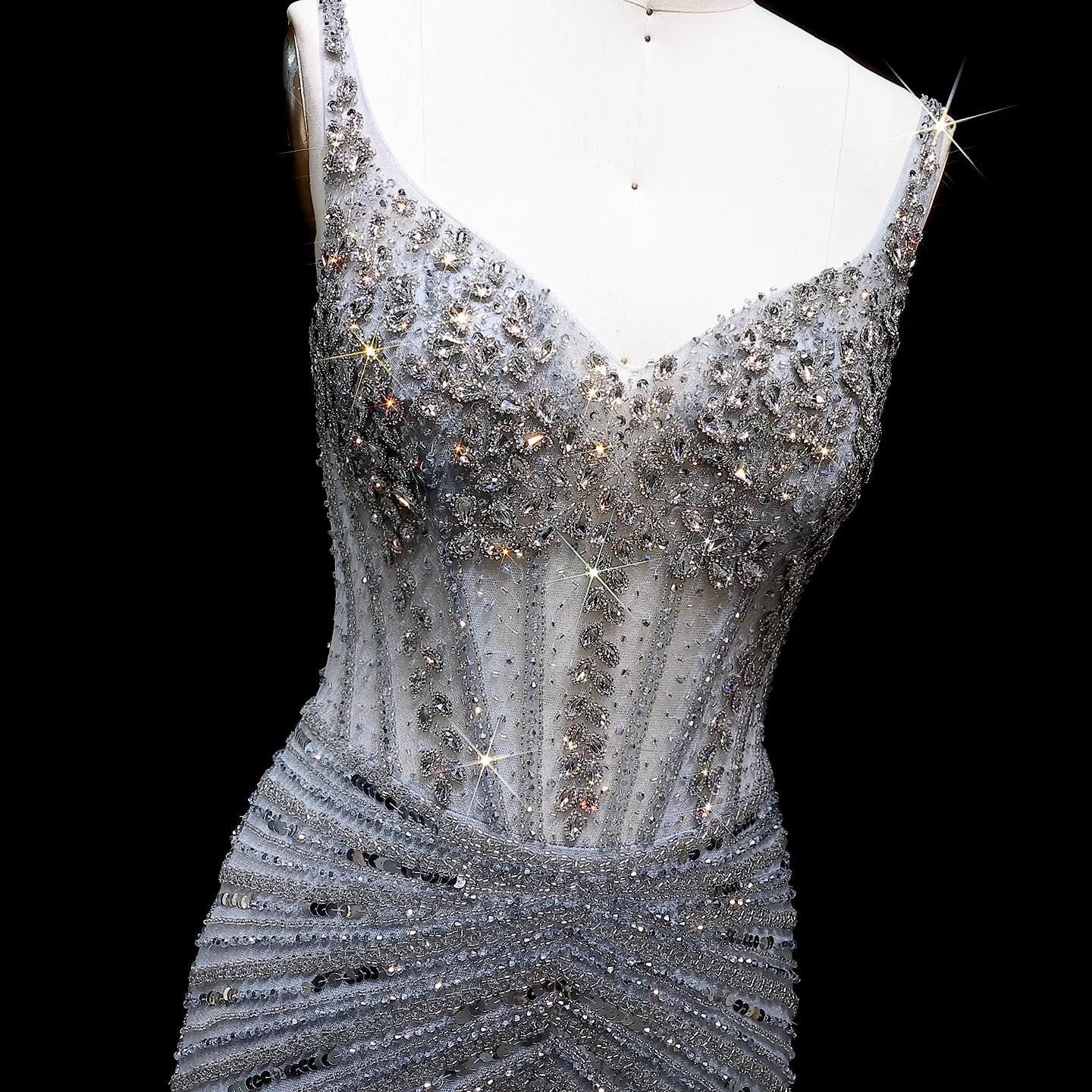 Lunara Glow Evening Gown – Elegant Party Dress