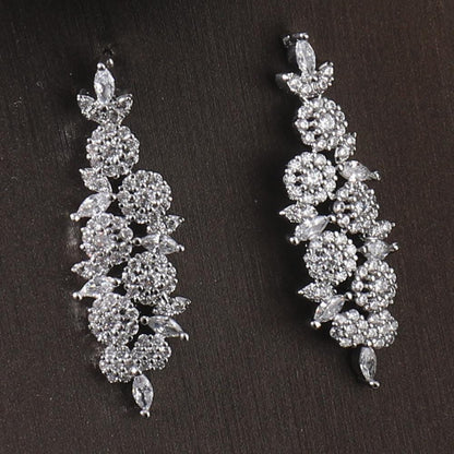 Seraphine Luxe Jewelry Set – Platinum-Plated Necklace, Earrings, Bracelet & Ring with Sparkling Zircon Stones